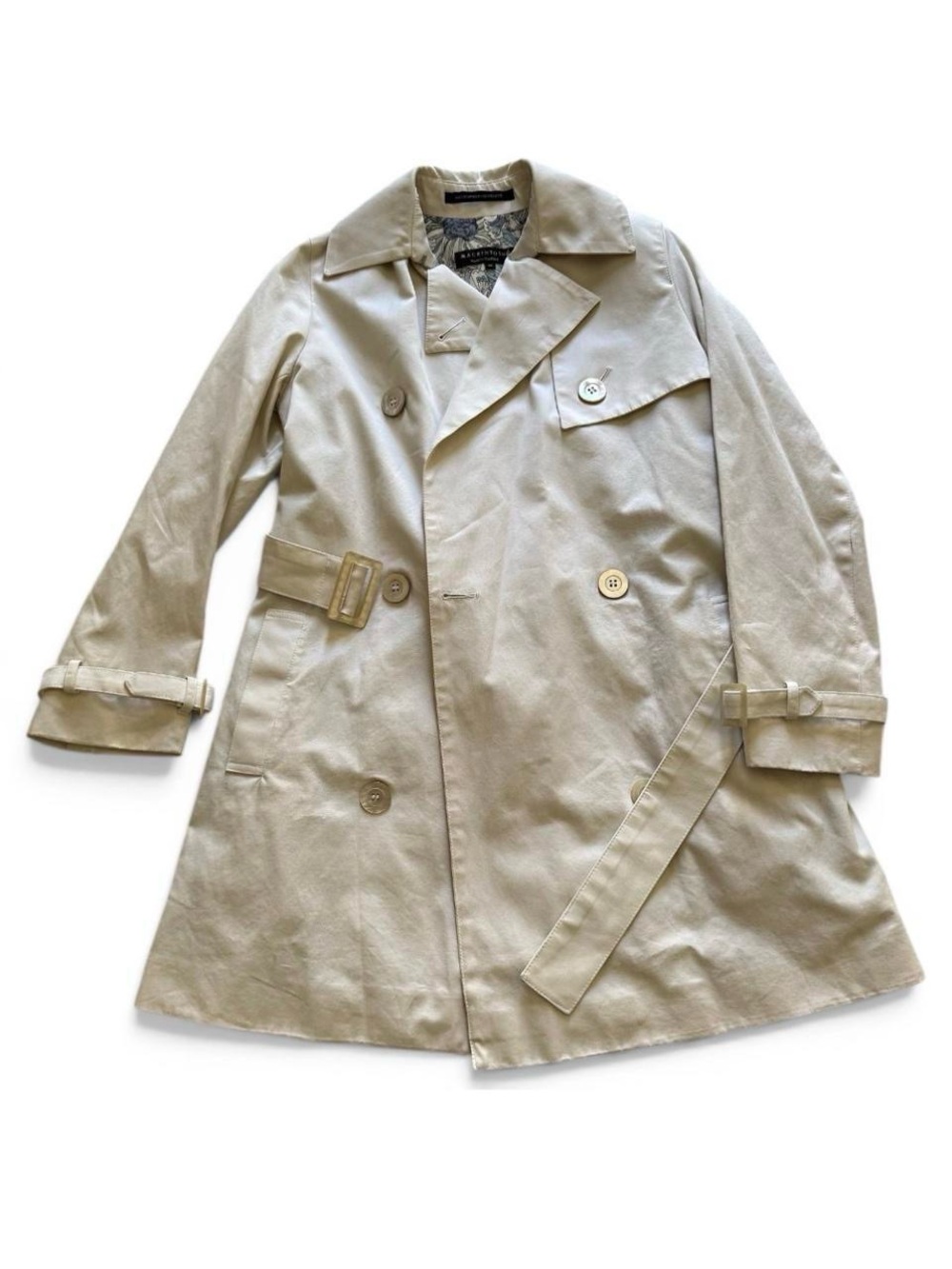 Crisp White Mackintosh Scotland silk-lined cropped trench
